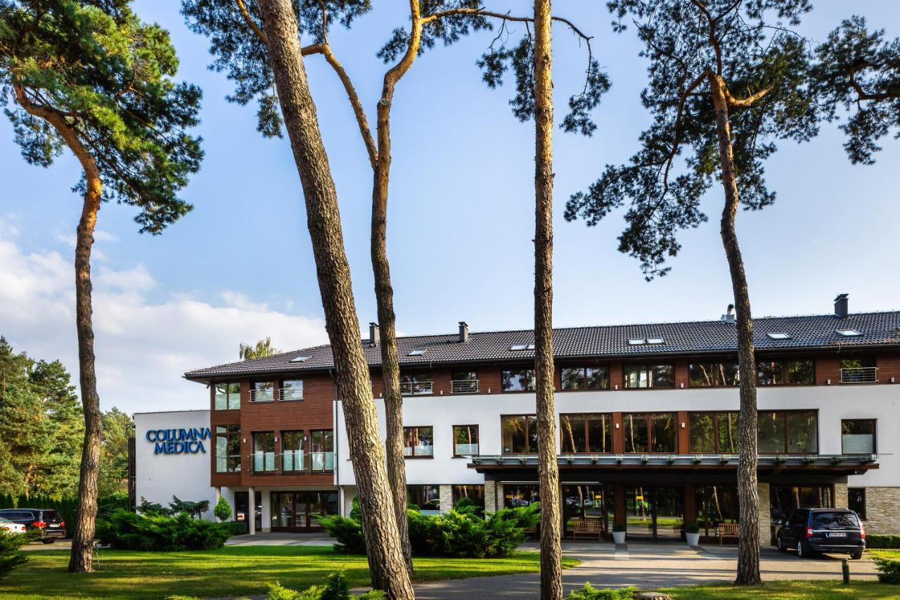 Hotel Columna Medica Łask Esterno foto